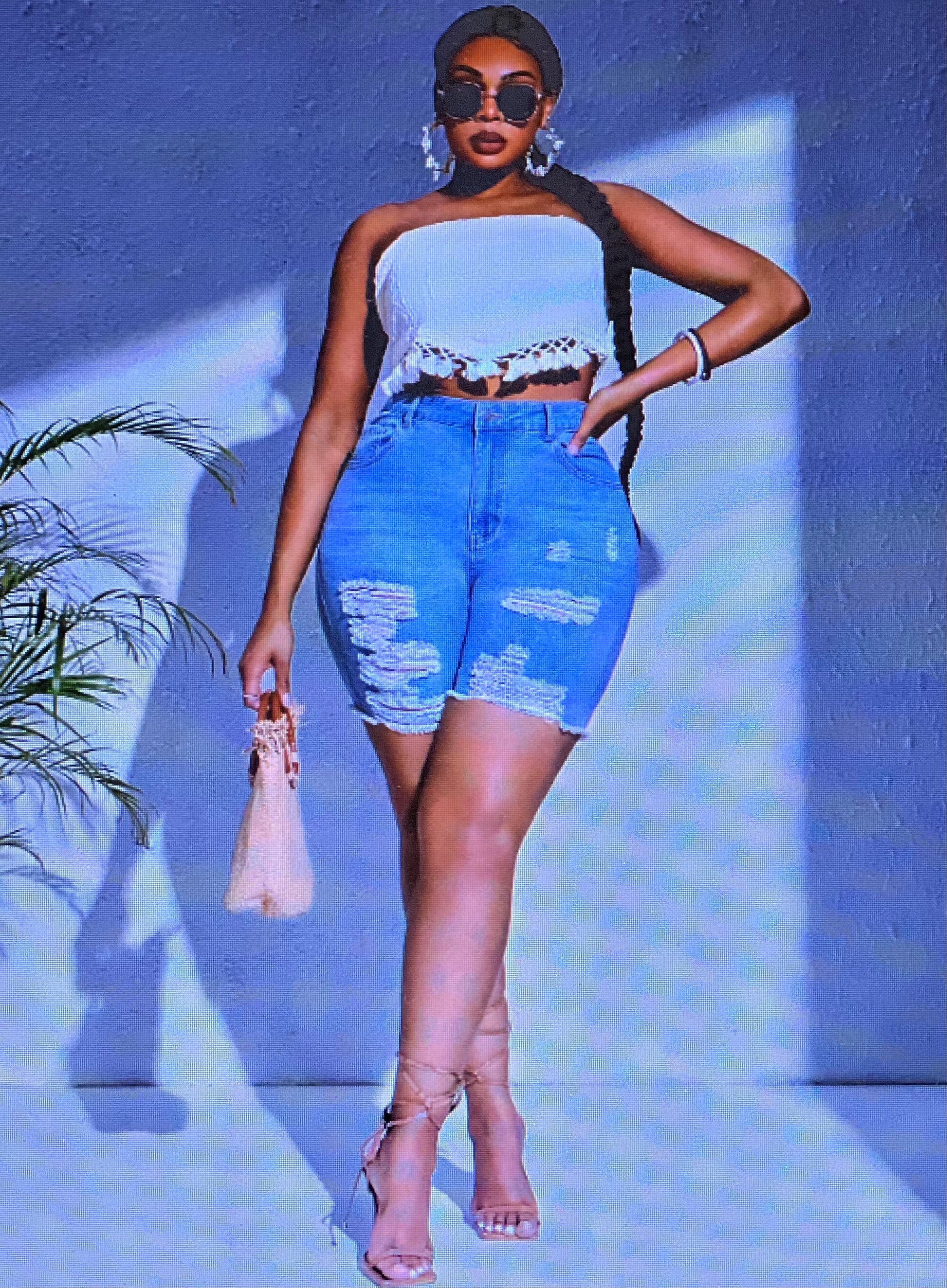 Chic Chicks Women High Waist Ripped Raw Hem Denim Shorts Summer Outfits
